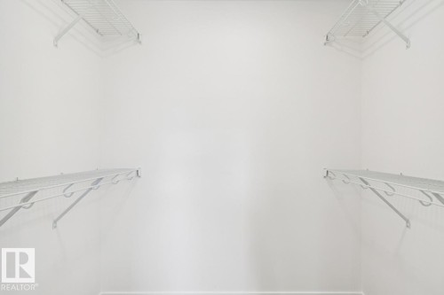 22927 80 Avenue, Edmonton, AB - Indoor With Storage