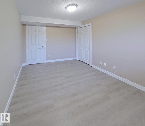 16407 81 Street, Edmonton, AB - Indoor Photo Showing Other Room