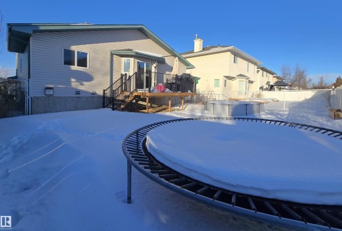 16407 81 Street, Edmonton, AB - Outdoor