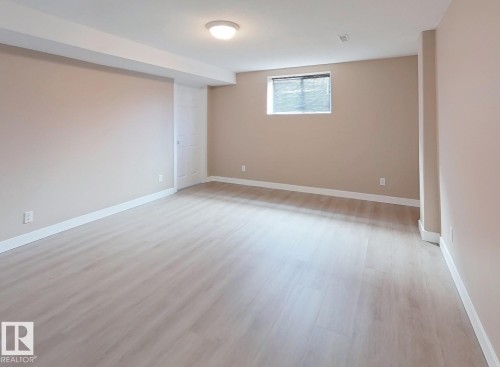 16407 81 Street, Edmonton, AB - Indoor Photo Showing Other Room