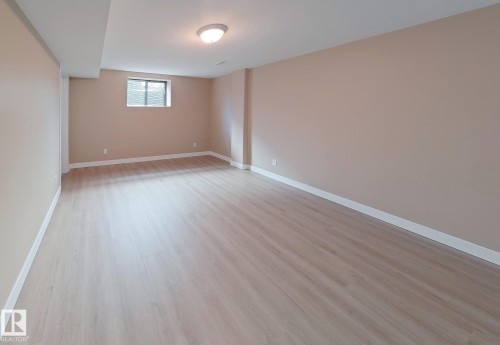 16407 81 Street, Edmonton, AB - Indoor Photo Showing Other Room