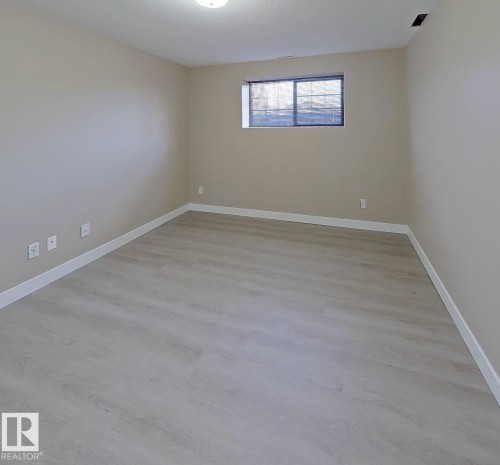 16407 81 Street, Edmonton, AB - Indoor Photo Showing Other Room
