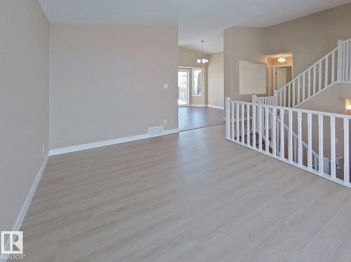 16407 81 Street, Edmonton, AB - Indoor Photo Showing Other Room