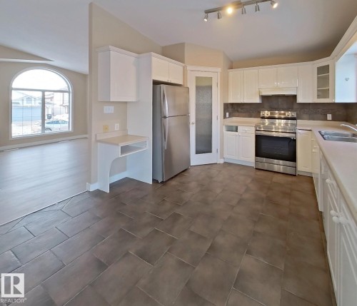 16407 81 Street, Edmonton, AB - Indoor Photo Showing Kitchen With Double Sink