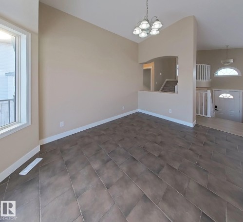 16407 81 Street, Edmonton, AB - Indoor Photo Showing Other Room