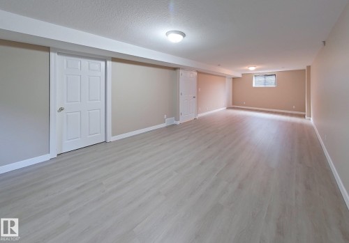 16407 81 Street, Edmonton, AB - Indoor Photo Showing Other Room