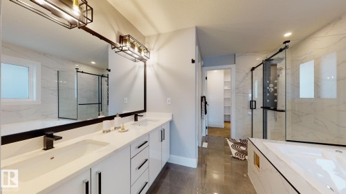 33 Blackbird Bend, Fort Saskatchewan, AB - Indoor Photo Showing Bathroom