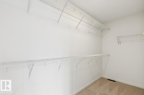 22923 80 Avenue, Edmonton, AB - Indoor With Storage