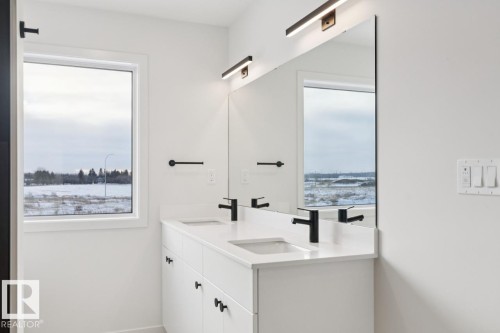 22923 80 Avenue, Edmonton, AB - Indoor