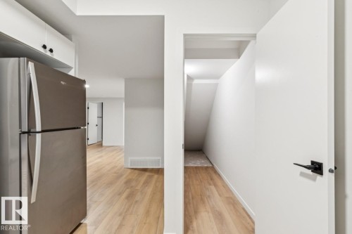 22923 80 Avenue, Edmonton, AB - Indoor