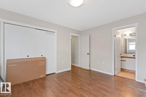 308 6310 101 Avenue, Edmonton, AB - Indoor