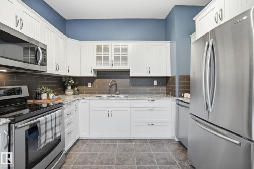 15408 79A Avenue, Edmonton, AB - Indoor Photo Showing Kitchen