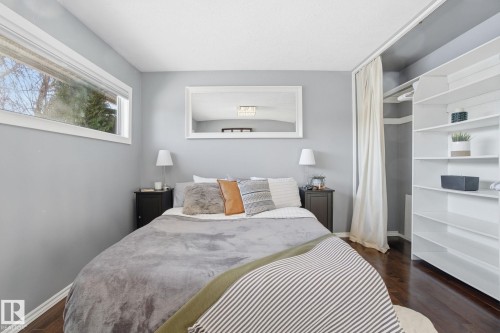 15408 79A Avenue, Edmonton, AB - Indoor Photo Showing Bedroom