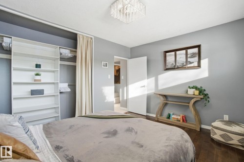 15408 79A Avenue, Edmonton, AB - Indoor Photo Showing Bedroom