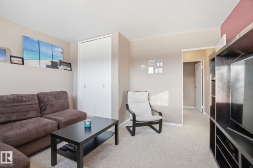 15408 79A Avenue, Edmonton, AB - Indoor Photo Showing Living Room