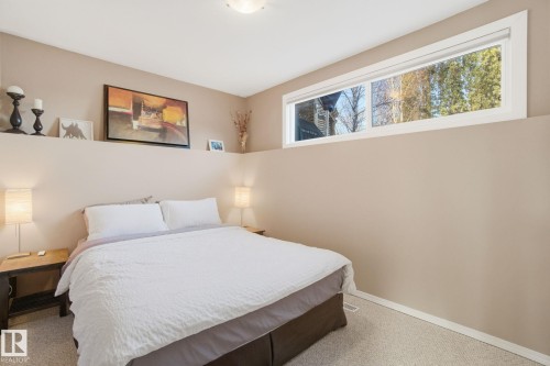 15408 79A Avenue, Edmonton, AB - Indoor Photo Showing Bedroom