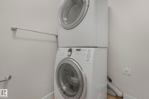 6 14208 36 Street, Edmonton, AB - Indoor Photo Showing Laundry Room