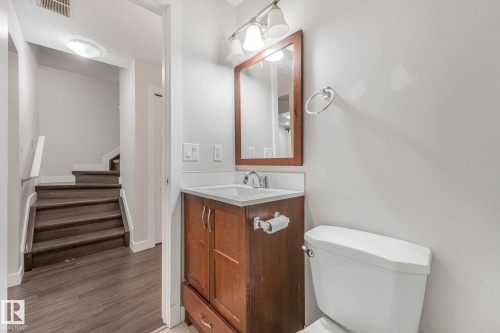6 14208 36 Street, Edmonton, AB - Indoor Photo Showing Bathroom