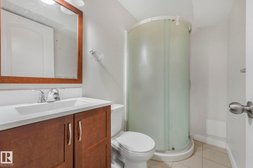 6 14208 36 Street, Edmonton, AB - Indoor Photo Showing Bathroom