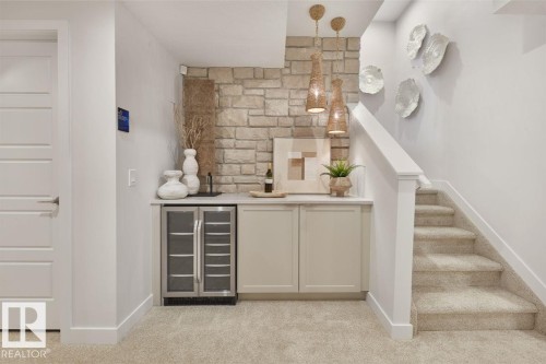 3139 Dixon Landing Landing, Edmonton, AB - Indoor Photo Showing Other Room