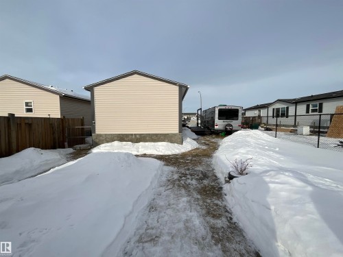 72 Jutland Crescent, Stony Plain, AB - Outdoor