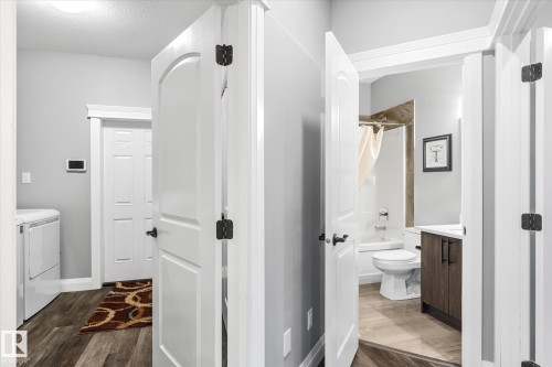 5 Sparrow Close, Fort Saskatchewan, AB - Indoor Photo Showing Bathroom