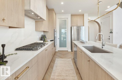 4546 Kinsella Link, Edmonton, AB - Indoor Photo Showing Kitchen With Upgraded Kitchen