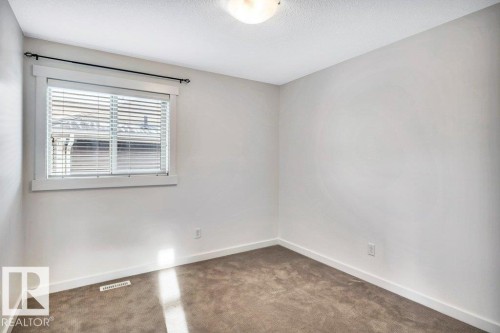 4450 Crabapple Landing, Edmonton, AB - Indoor Photo Showing Other Room
