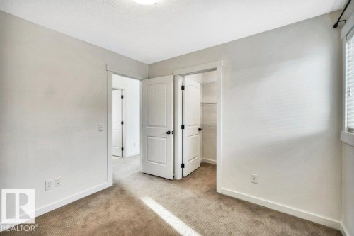 4450 Crabapple Landing, Edmonton, AB - Indoor Photo Showing Other Room