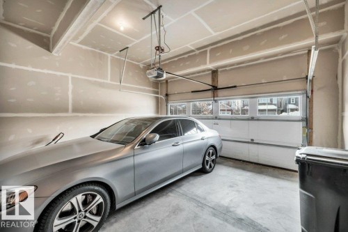 4450 Crabapple Landing, Edmonton, AB - Indoor Photo Showing Garage