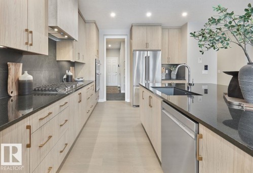 17519 7 Street, Edmonton, AB - Indoor Photo Showing Kitchen With Stainless Steel Kitchen With Upgraded Kitchen