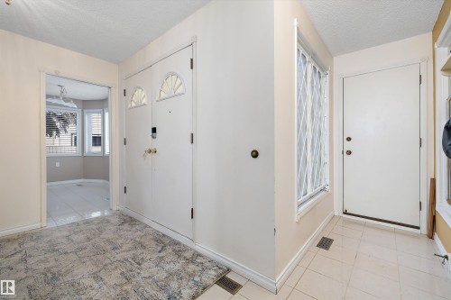 1027 109 Street, Edmonton, AB - Indoor Photo Showing Other Room