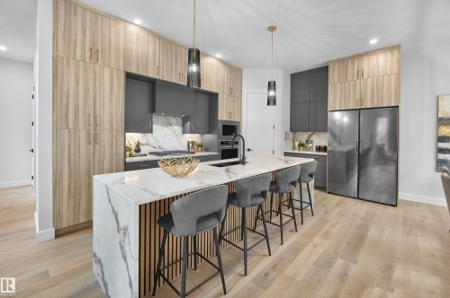6003 107 Street, Edmonton, AB - Indoor Photo Showing Kitchen