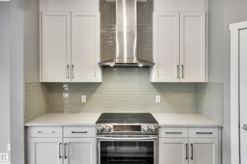 4442 5A Street, Edmonton, AB - Indoor Photo Showing Kitchen