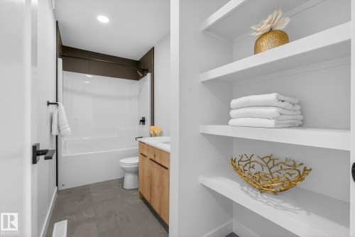 6 Eldridge Point(E), St. Albert, AB - Indoor Photo Showing Bathroom