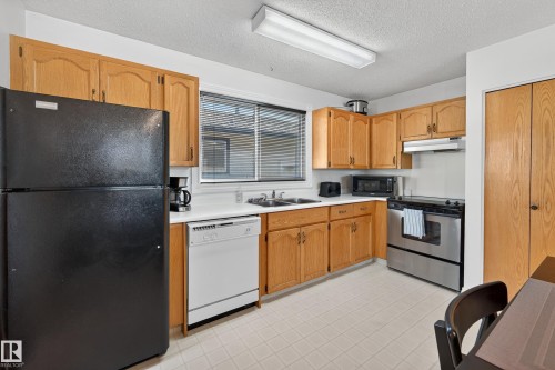 15231 119A Street, Edmonton, AB - Indoor Photo Showing Kitchen With Double Sink