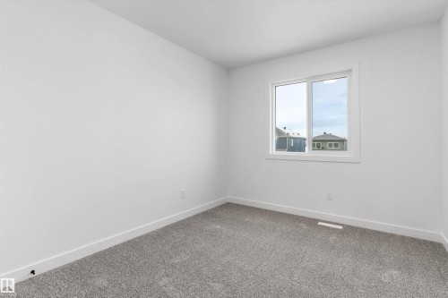 1218 Mcleod Avenue, Spruce Grove, AB - Indoor Photo Showing Other Room