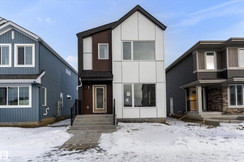 1218 MCLEOD Avenue  Spruce Grove, AB T7X 4B7