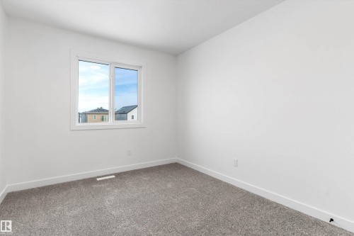 1218 Mcleod Avenue, Spruce Grove, AB - Indoor Photo Showing Other Room