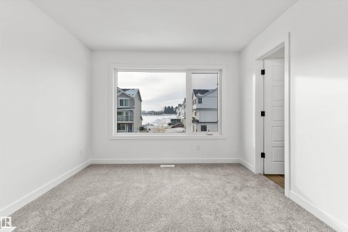 1218 Mcleod Avenue, Spruce Grove, AB - Indoor Photo Showing Other Room
