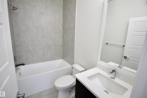 261 Munn Way, Leduc, AB - Indoor Photo Showing Bathroom