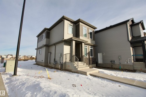 261 Munn Way, Leduc, AB - Outdoor