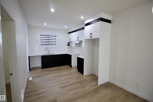 261 Munn Way, Leduc, AB - Indoor Photo Showing Other Room