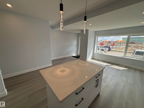 2744 Blatchford Road, Edmonton, AB - Indoor