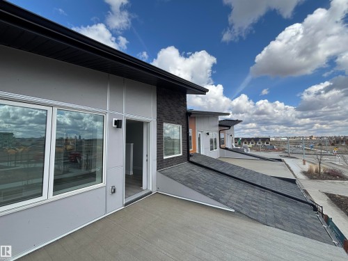 2744 Blatchford Road, Edmonton, AB - Outdoor