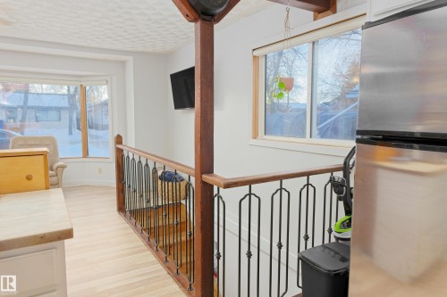 5016 53 Street, Barrhead, AB - Indoor Photo Showing Other Room