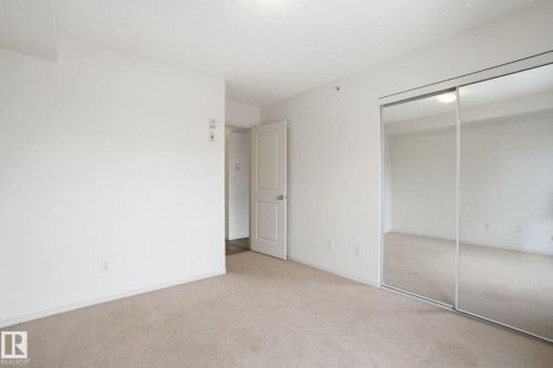 424 17011 67 Avenue, Edmonton, AB - Indoor Photo Showing Other Room