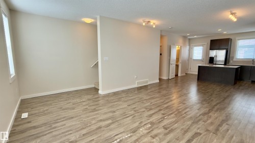 903 Crystallina Nera Way, Edmonton, AB - Indoor Photo Showing Other Room