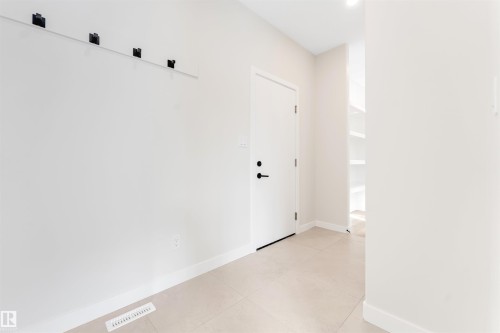 5807 Kootook Link Link, Edmonton, AB - Indoor Photo Showing Other Room
