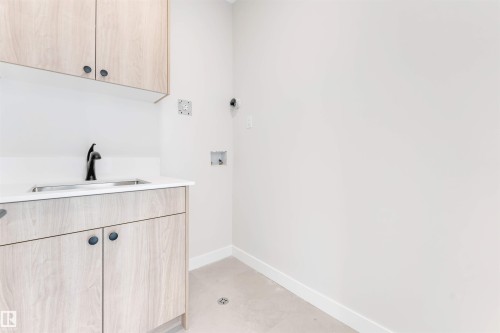 5807 Kootook Link Link, Edmonton, AB - Indoor Photo Showing Other Room